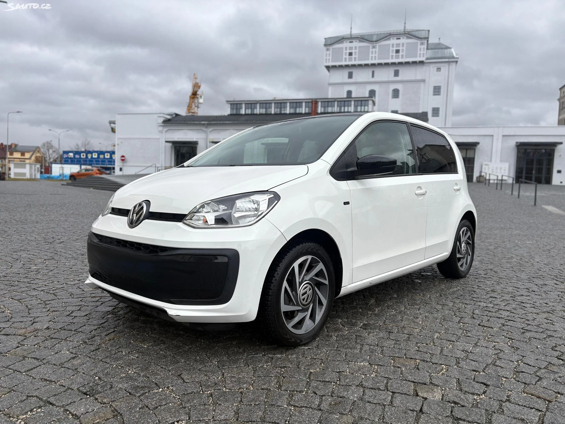Volkswagen Up! 1.0MPi 44kw edice Join