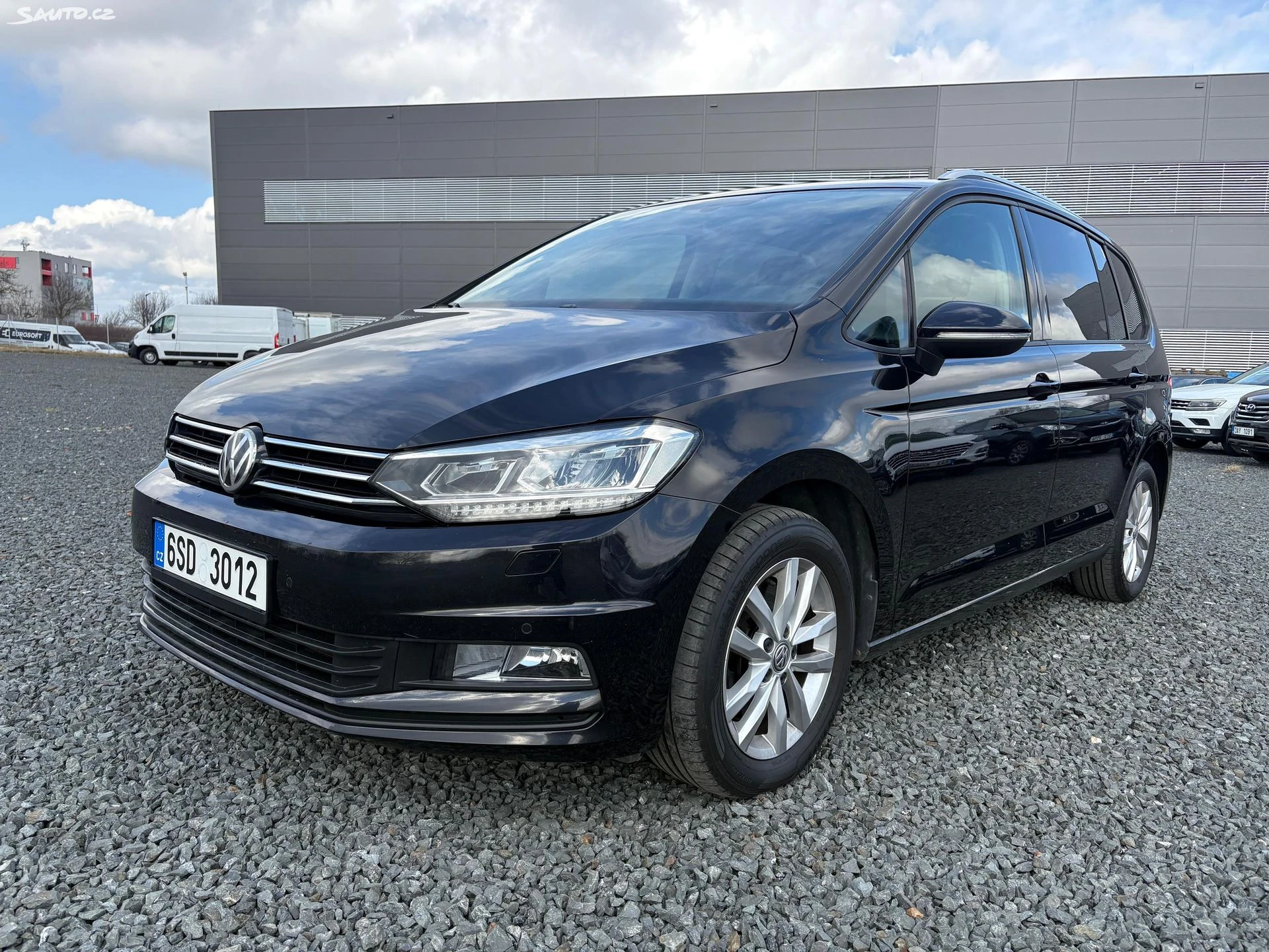 Volkswagen Touran 2.0TDi 110kw Highline DSG