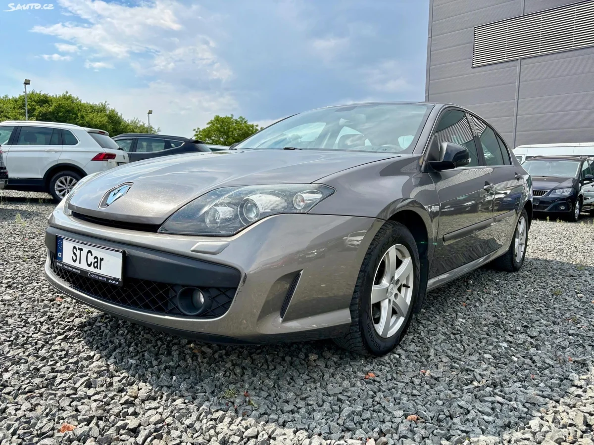 Renault Laguna 2.0dCi 96kw Business