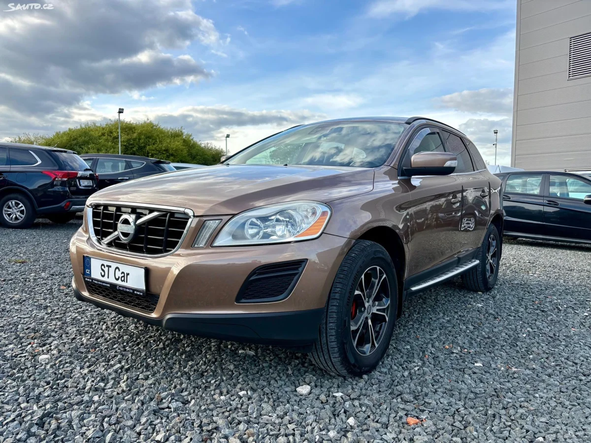 Volvo XC60 2.4D5 151kw AWD Aut. Pův. ČR