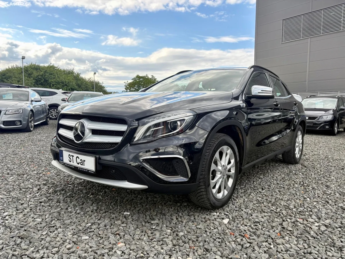 Mercedes-Benz GLA 200D 100kw 4MATIC Automat
